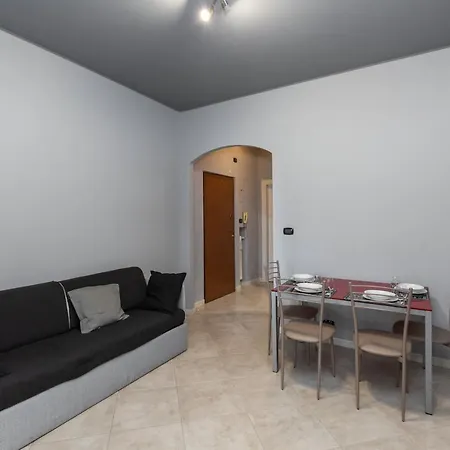 Interno Nizza * Turin