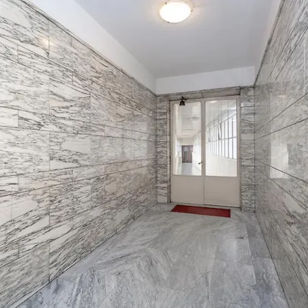 Interno Nizza 아파트