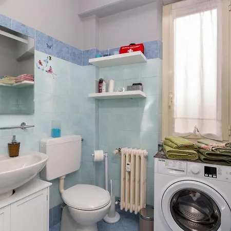 Interno Nizza Turin
