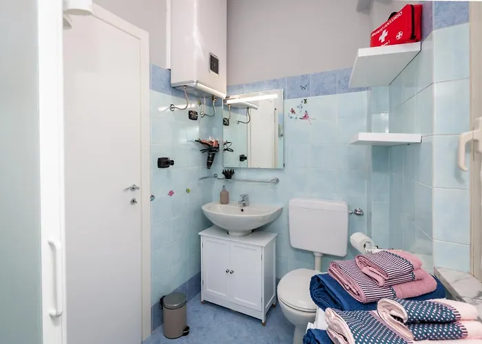 Interno Nizza 아파트 *